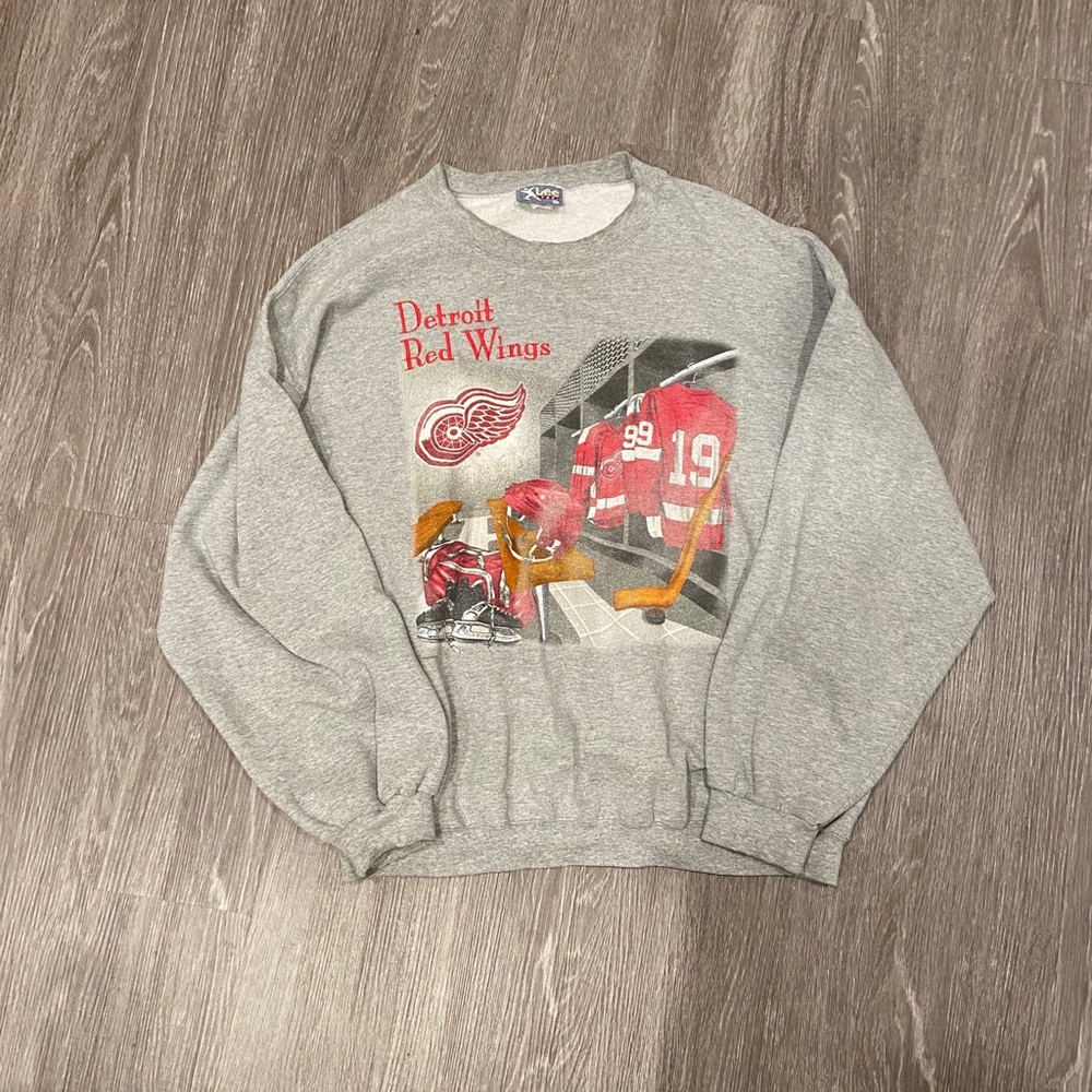 VINTAGE Detroit Red Wings crew neck sweatshirt